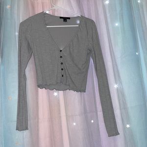 Gray long sleeve crop top forever 21
